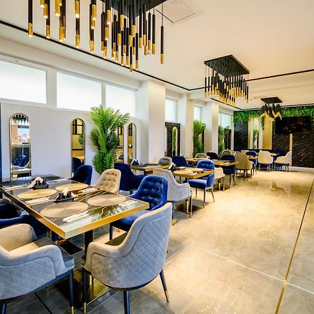 Elitte Inn & Suites Roşu Eksteriør bilde