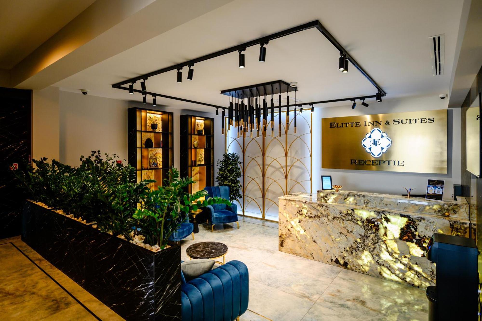 Elitte Inn & Suites Roşu Eksteriør bilde