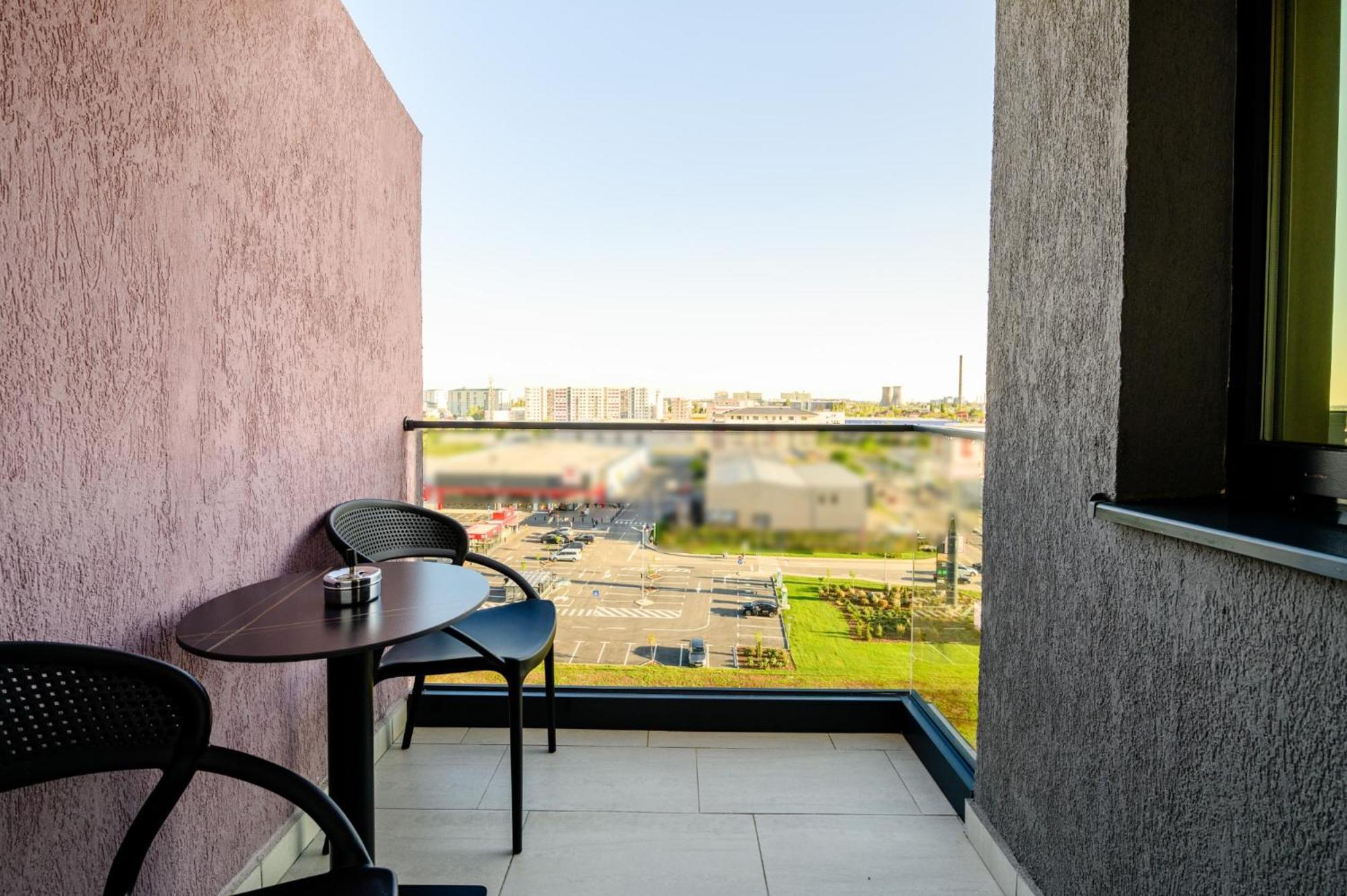 Elitte Inn & Suites Roşu Eksteriør bilde