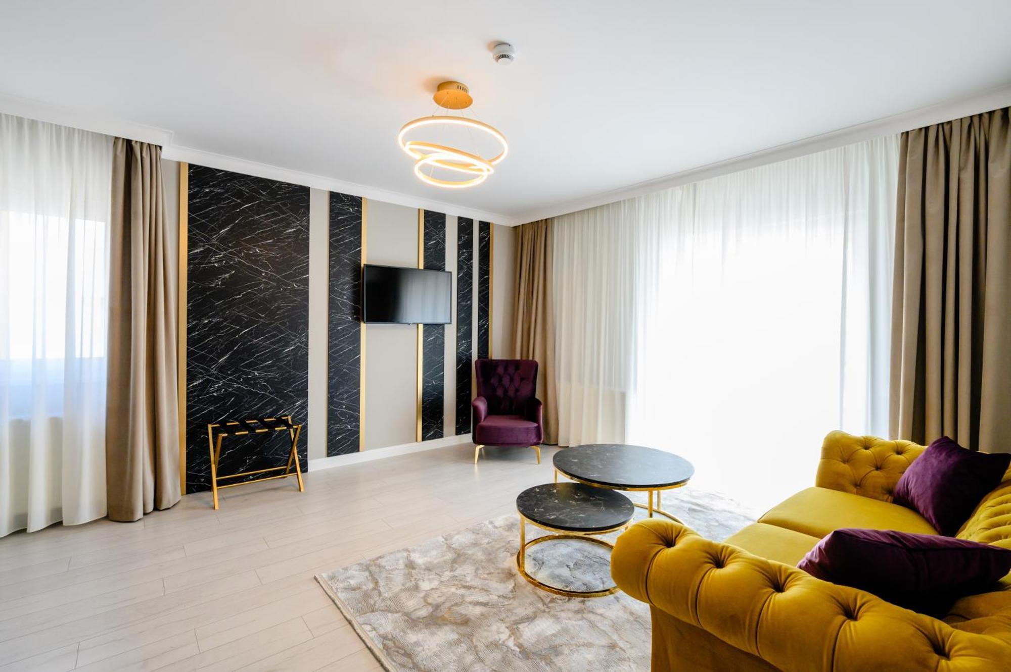 Elitte Inn & Suites Roşu Eksteriør bilde
