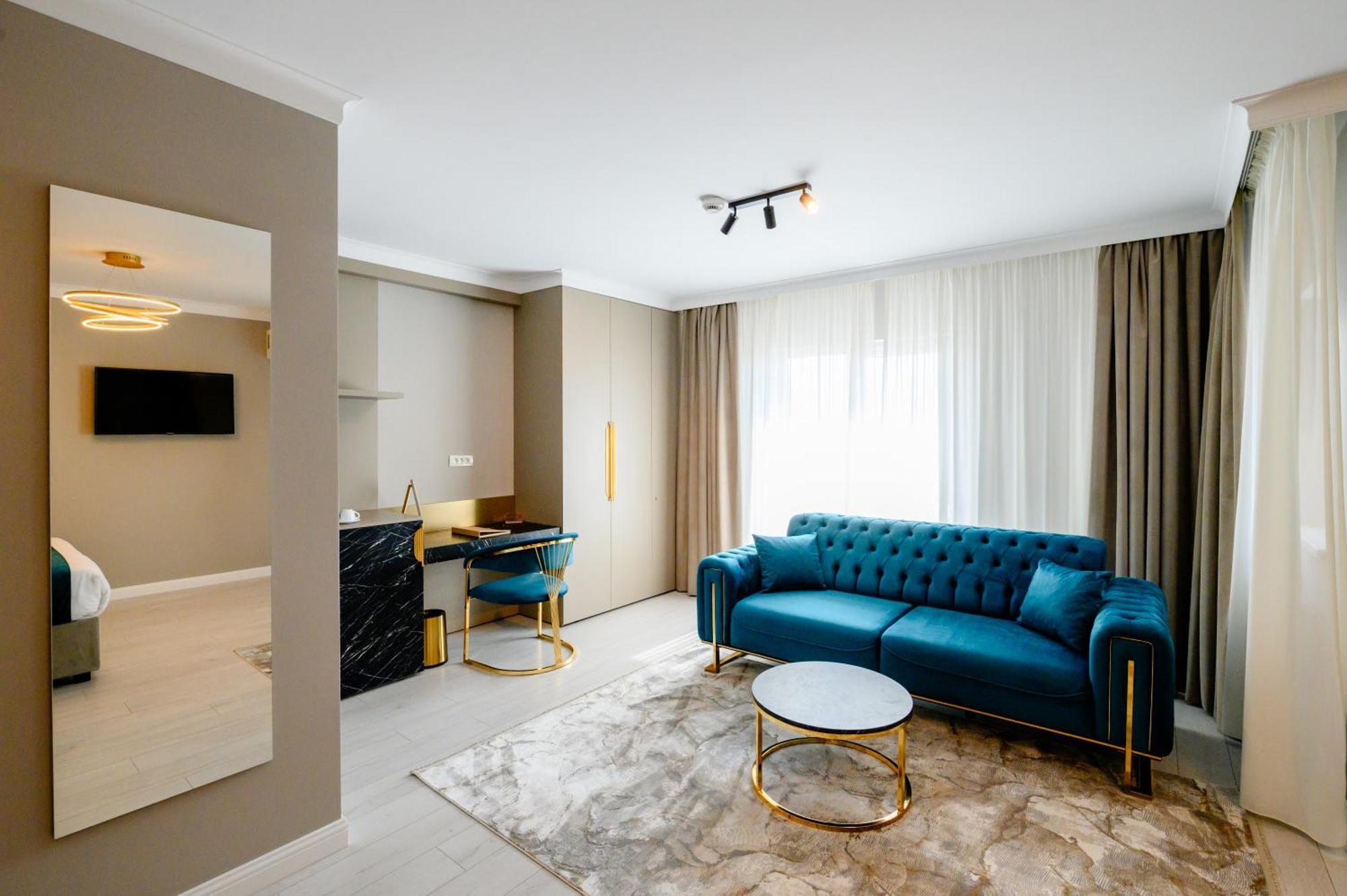 Elitte Inn & Suites Roşu Eksteriør bilde